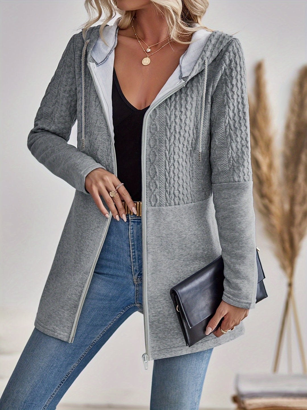 Valentina – Knitted Zip Hoodie