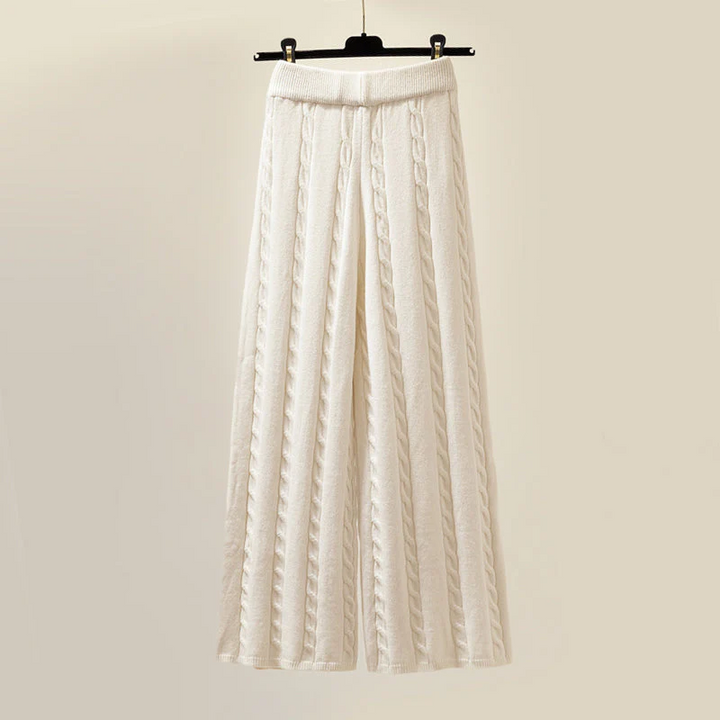 Maria - Soft, Cosy Knitting Set