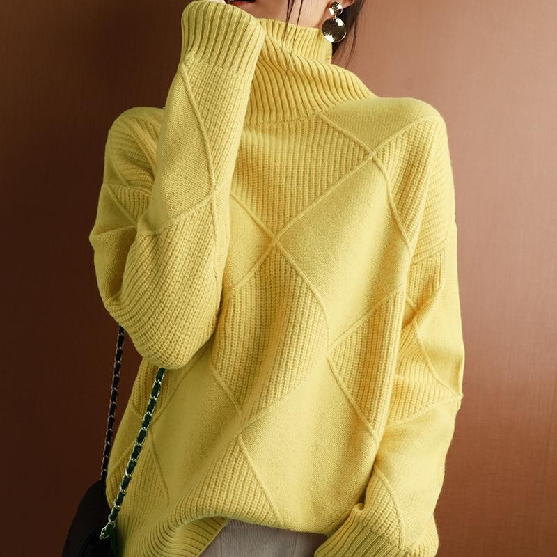 Suzy - Cozy Roll Neck Sweater