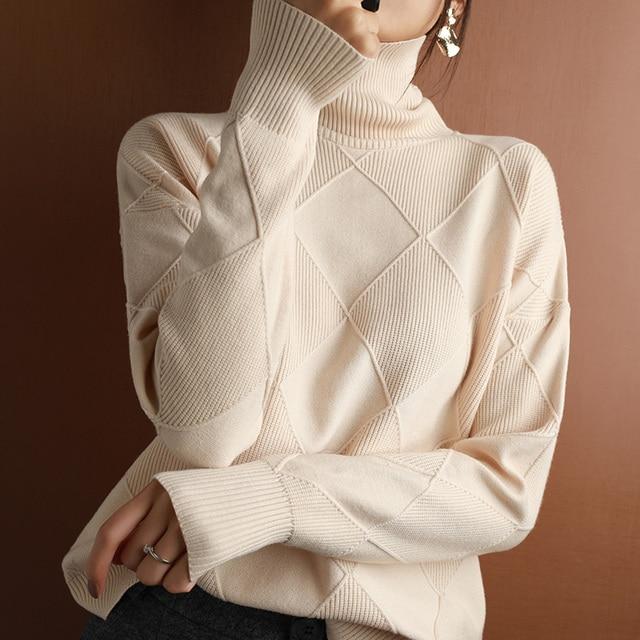 Suzy - Cozy Roll Neck Sweater